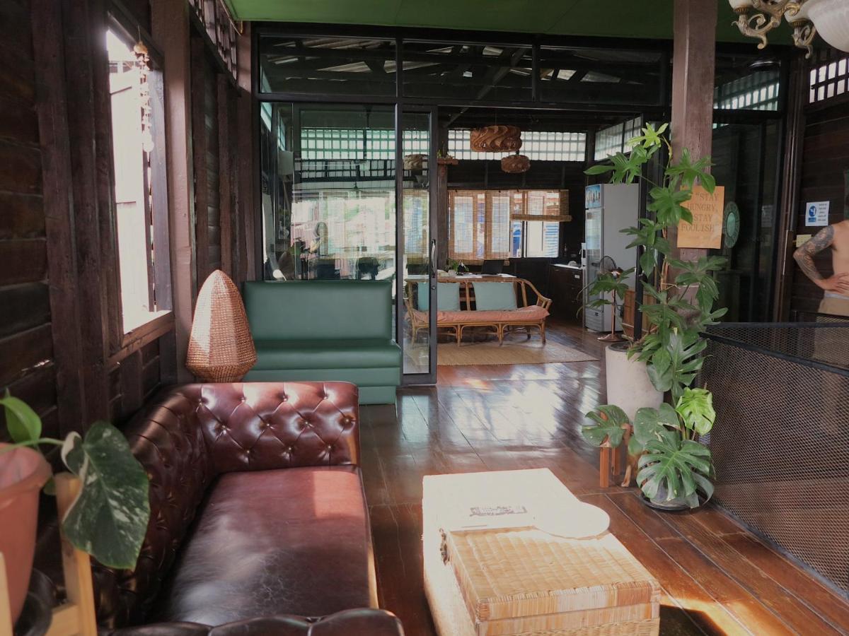 Non House Bangkok บ้านนอนโฮสเทล Ngoại thất bức ảnh